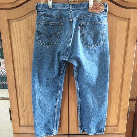 EUC LEVI 501 BUTTON FLY 38 X 30 BLUE DENIM JEANS - Picture 9 of 9